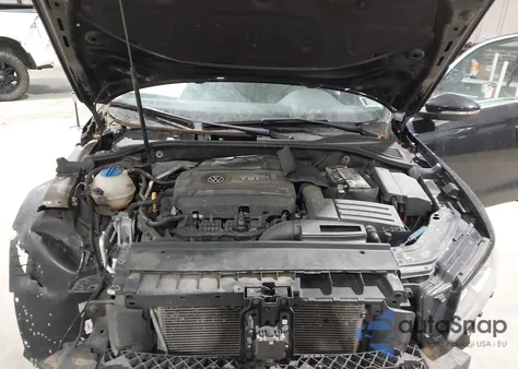 2017 Volkswagen Passat 1.8T S z USA, uszkodzony, nr VIN 1VWAT7A33HC016519